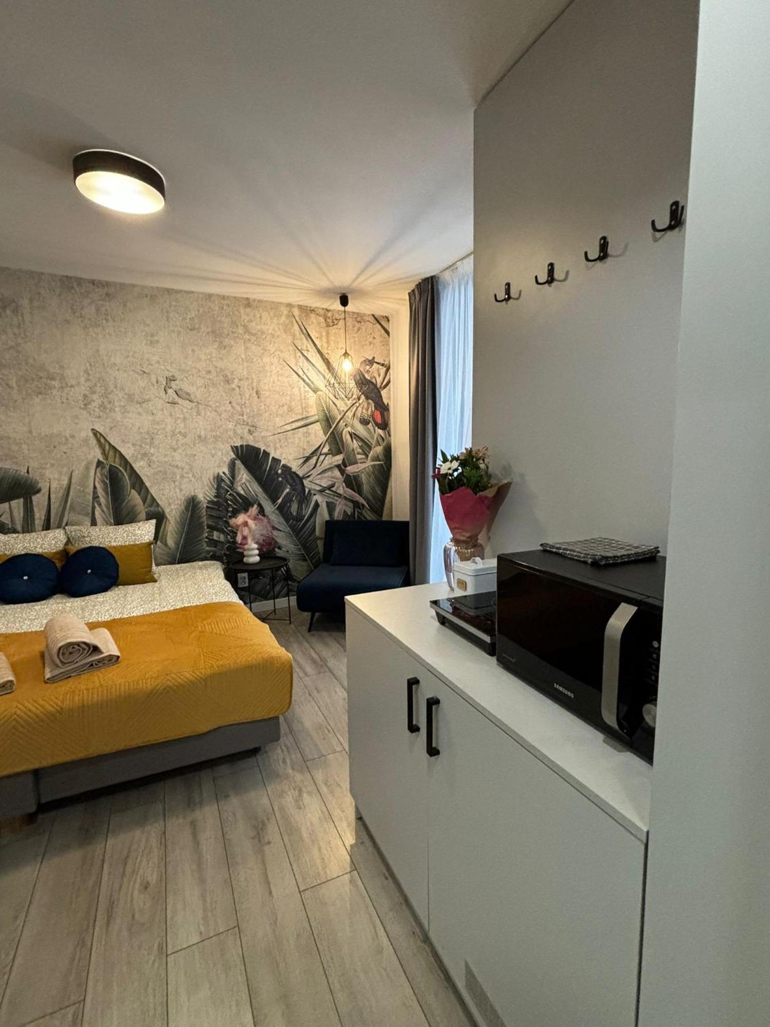 Wow! Paradise Aparthotel Cracovia Exterior foto