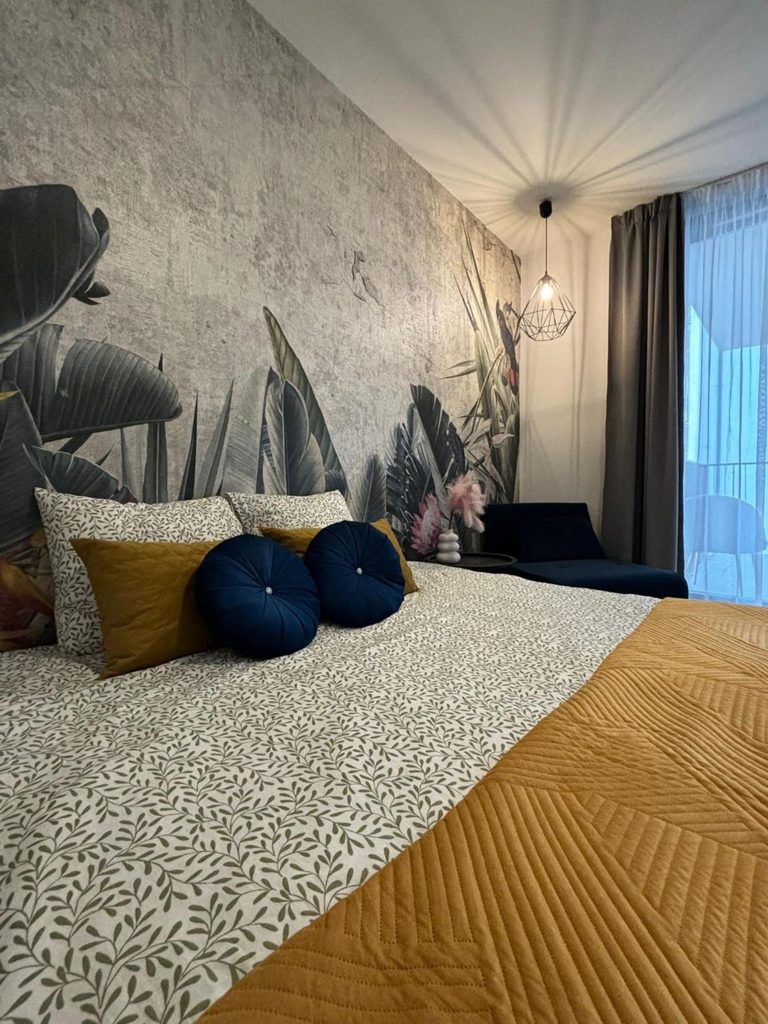 Wow! Paradise Aparthotel Cracovia Exterior foto