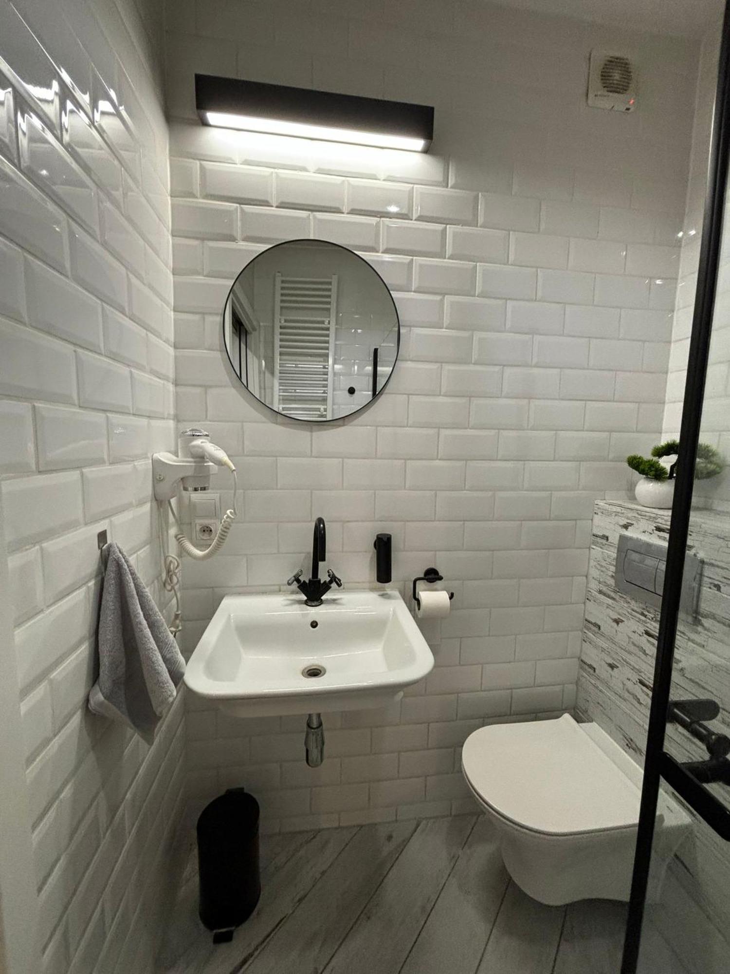 Wow! Paradise Aparthotel Cracovia Exterior foto